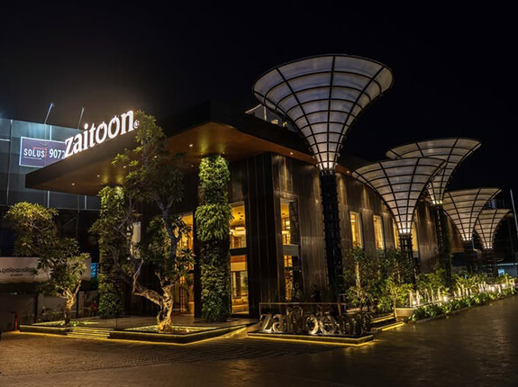 Zaitoon Restaurant & Grill